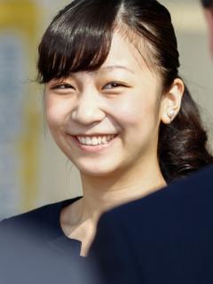 [x]【画像・写真】佳子さま、眞子さま結婚の背景で固められた内親王としての“決意”とは | 週刊女性PRIME