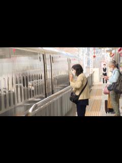 [x]「新幹線の予約取る大変だった」GWもあと2日…Uターンラッシュピーク迎える - YouTube