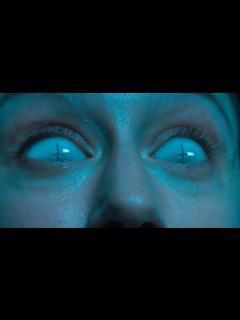 [x]死霊館の“最恐”シスター ヴァラクの秘密が明らかに!?映画『死霊館のシスター 呪いの秘密』特別映像 - YouTube