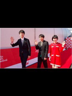 [x]萩原利久&神尾楓珠、プライベートそのままの仲良し2ショット お互いの存在を語る - YouTube