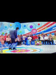 [x]NHKのど自慢放送事故ゲストの頭にハエがたかってる - YouTube