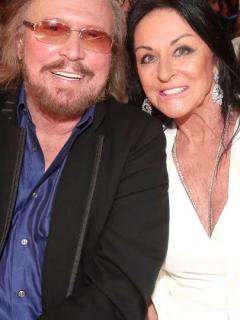 [x]Dolly Parton, Bee Gees' Barry Gibb team up for duet version of 'Words ...