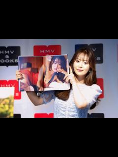 [x]声優・井口裕香、12年ぶり写真集発売 3か月で10kg減量「女性らしい体のラインにこだわった」 | ENCOUNT - (2)