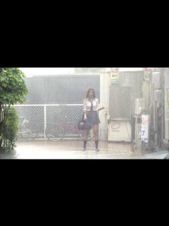 [x]池田エライザが走るとこうなる - YouTube