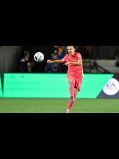 [x]Christine Sinclair confirms she'll retire from pro soccer after season ...
