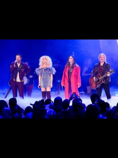 [x]Little Big Town's Karen Fairchild & Jimi Westbrook Are Married IRL