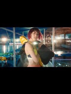 [x]武田玲奈、鍛え抜かれた“美ボディー”披露 田中圭も骨抜きに？ ボートレース新CMが公開 - YouTube