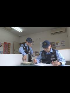 [x]岡山県警初 夫婦で駐在所に勤務 妻「夫婦げんかが仕事に影響しないか不安も…」 ワークライフバランスを推進 - YouTube