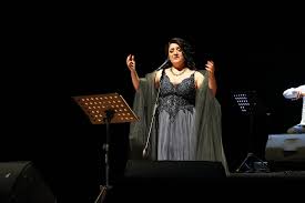 Diyarbakır: Pervin Chakar konserine yoğun ilgi vardı - Nupel